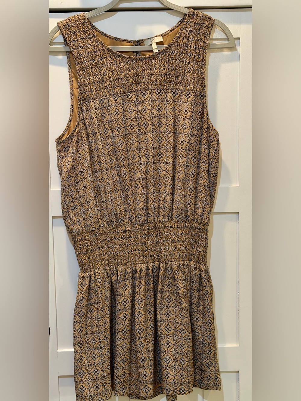 Joie Beige and Navy Smocked Waist Sleeveless Mini Dress  Size L,  Retail $198